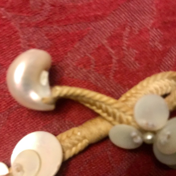 Mother-of-Pearl Hemp Necklace w Matching Earrings - Picture 5 of 10
